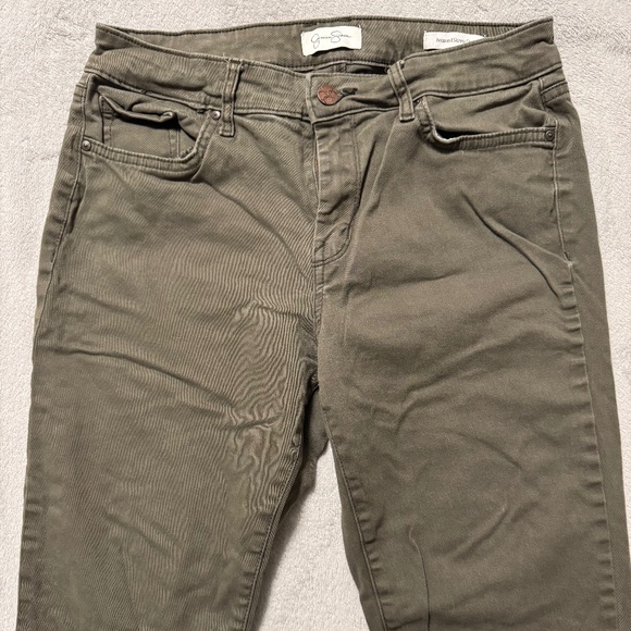 Jessica Simpson Relaxed Skinny Cropped Jeans - Picture 2 of 2